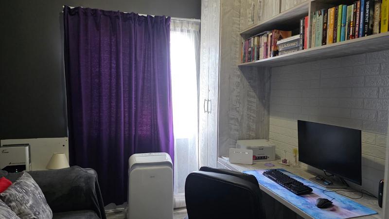 7 Bedroom Property for Sale in Albertinia Western Cape